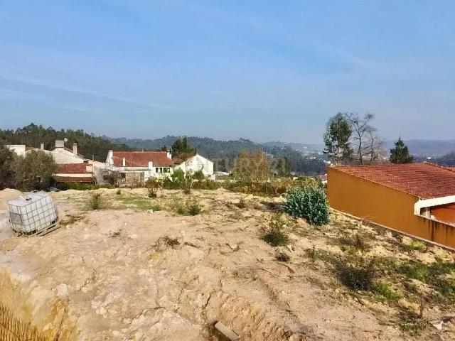 Terreno em Mata dos Milagres || Leiria