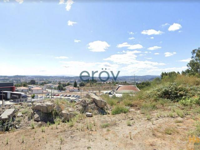 Terreno em Meixomil Paços de Ferreira | 26064039789