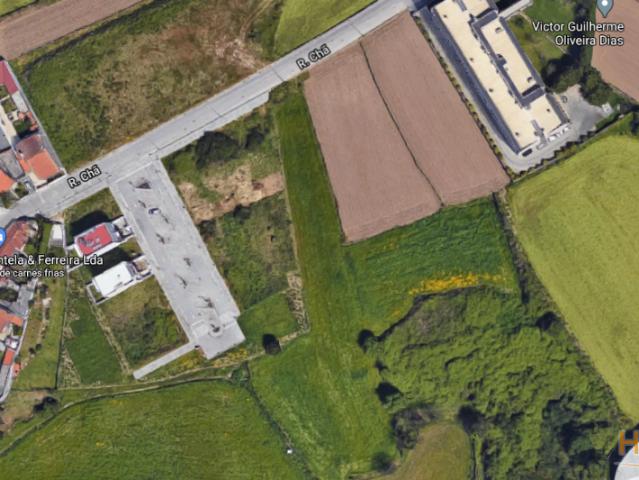 Terreno em Nogueira da Maia com cerca de 12.900 m2. | 26083495270
