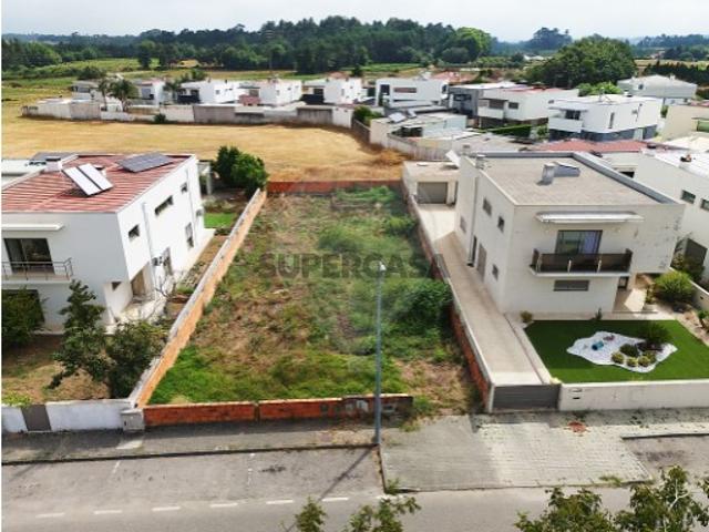 Terreno em Oliveira do Bairro