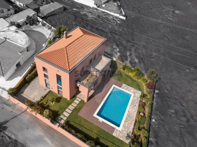 Terreno em Abrigada e Cabanas de Torres