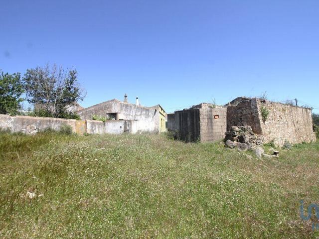 Terreno em Albufeira e Olhos de Água de 240,00 m²