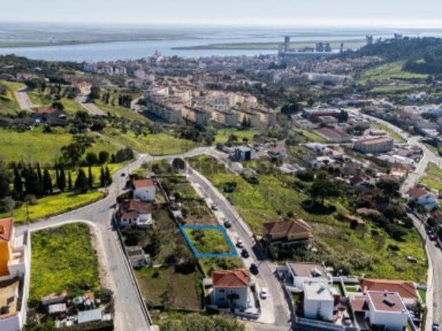 Terreno em Alhandra, São João dos Montes e Calhandriz