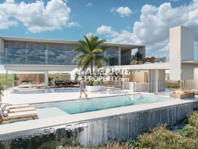 Terreno em Almancil