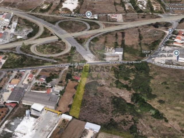 Terreno em Montelavar
