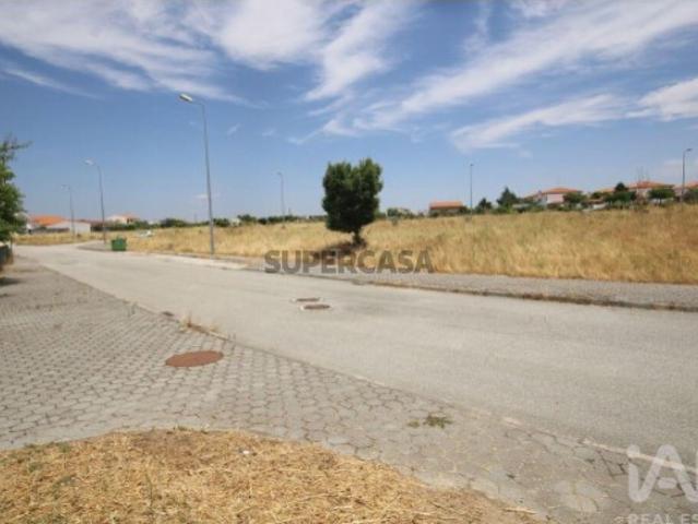 Terreno em Almeida de 787,00 m²