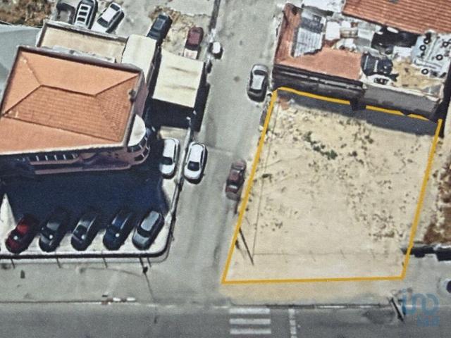 Terreno em Amora de 361,00 m²