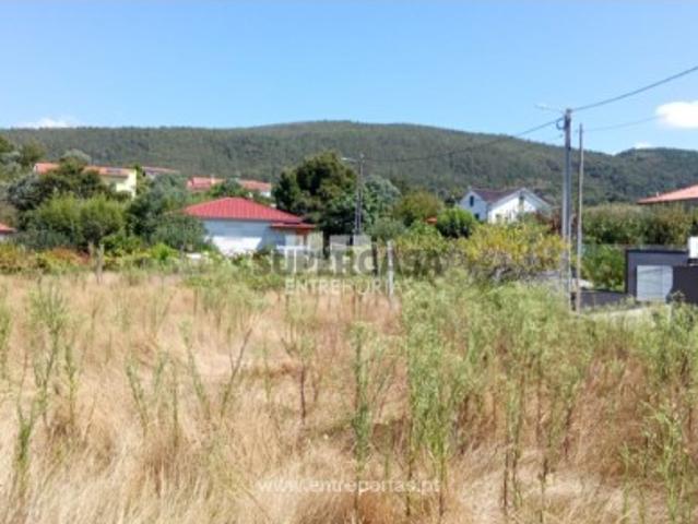 Terreno em Argela