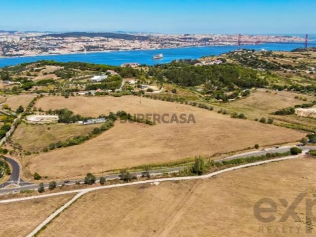 Terreno em Caparica e Trafaria