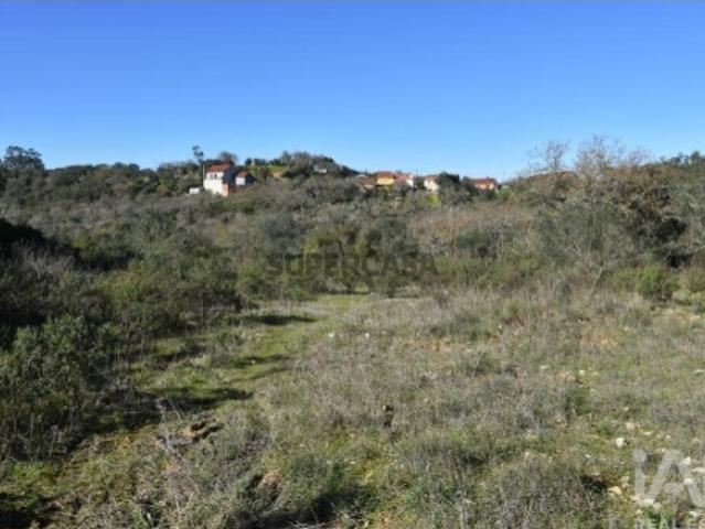 Terreno em Chãos de 2160,00 m²