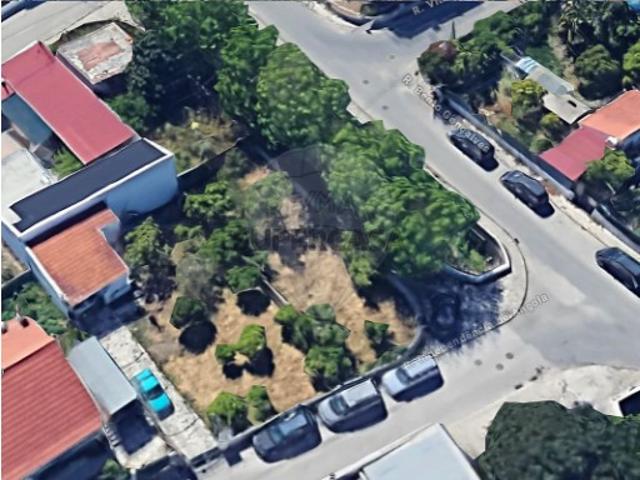 Terreno em Charneca de Caparica e Sobreda