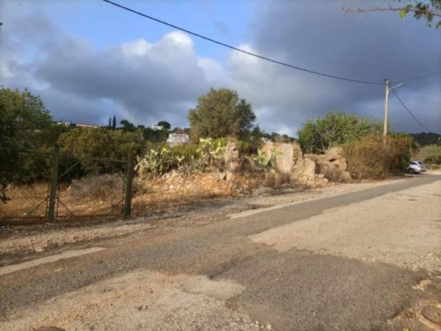 Terreno em Faro Sé e São Pedro