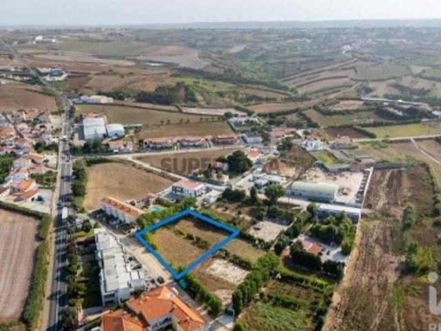Terreno em Lourinhã e Atalaia de 1122,00 m²