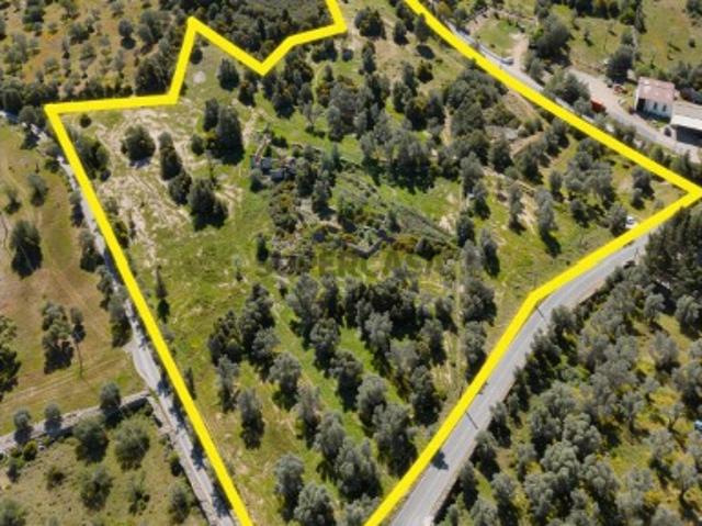 Terreno em Santa Bárbara de Nexe