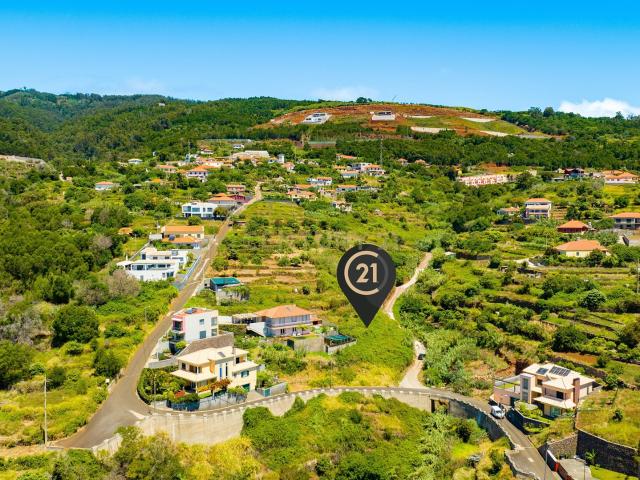 Terreno em Santa Cruz – Vista Mar – Ideal para Projeto Residencial ou Investimento Turístico