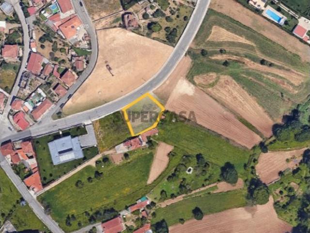 Terreno em Santiago de Riba UL, Oliveira de Azeméis