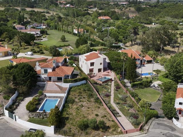 Terreno em Sintra com projeto aprovado para construção de moradia