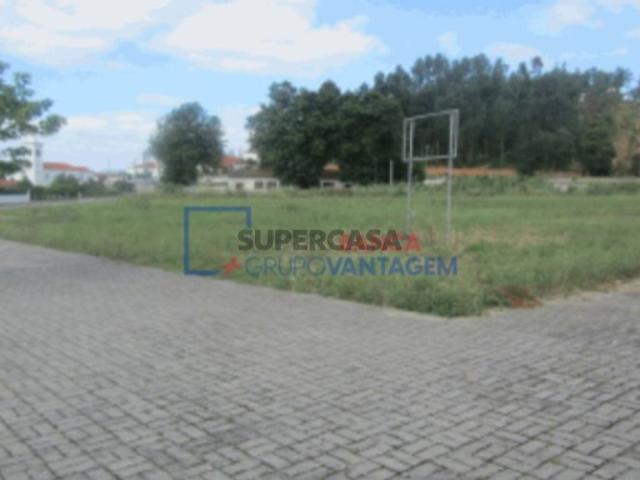 Terreno em Taveiro, Ameal e Arzila