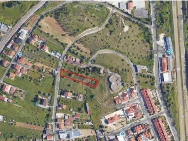 Terreno em Trouxemil e Torre de Vilela