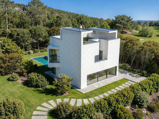 Lote 239 com projeto de Siza Vieira T3 — Bom Sucesso Resort, Óbidos