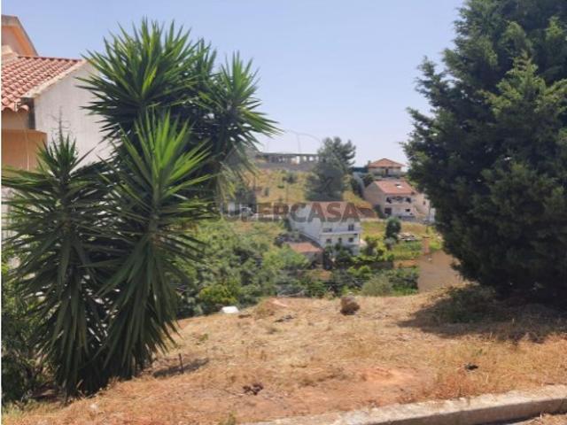Terreno em Vialonga