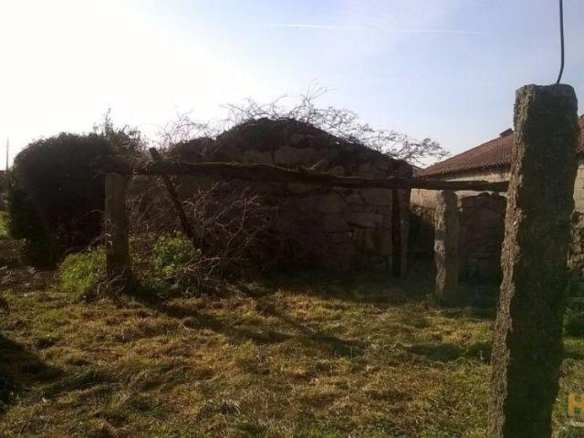 Terreno em Vila Cova | 26064061342