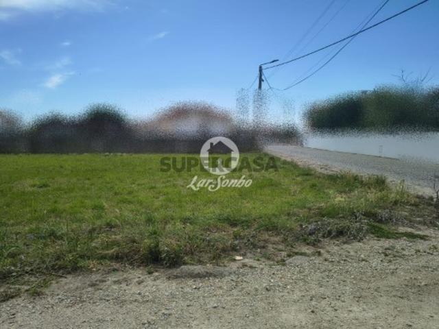 Terreno em Vila Chã