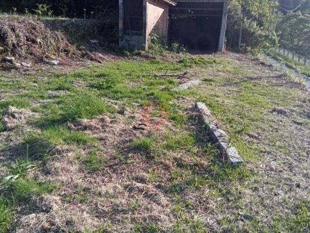 Terreno em zona constructiva. | 26083917816