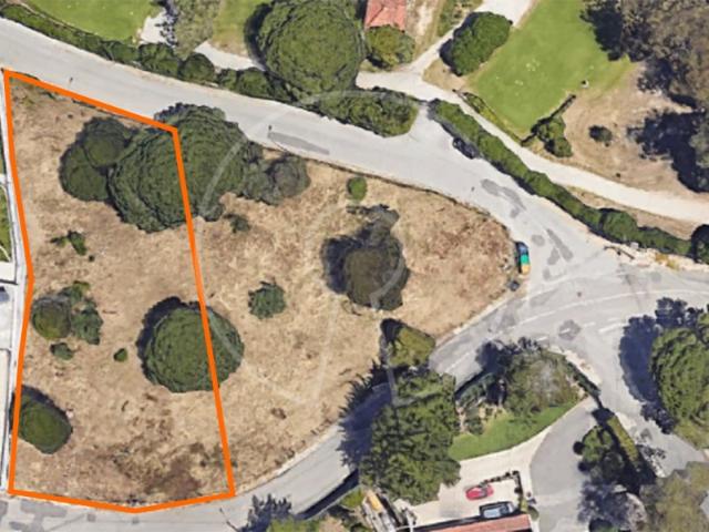 Terreno em zona nobre do Estoril