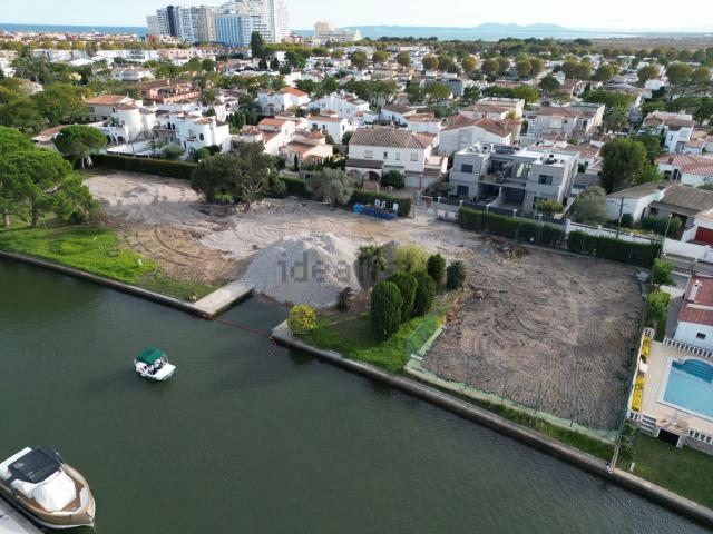 Terreno, Empuriabrava
