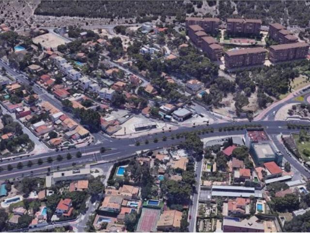 Terreno en Alquiler en Alicante Alacant