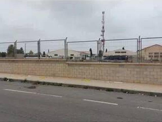 Terreno en Alquiler en Alicante Alacant