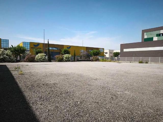 Terreno en alquiler en calle Del Vapor, Gavà, de 1.680 m² por 4.000