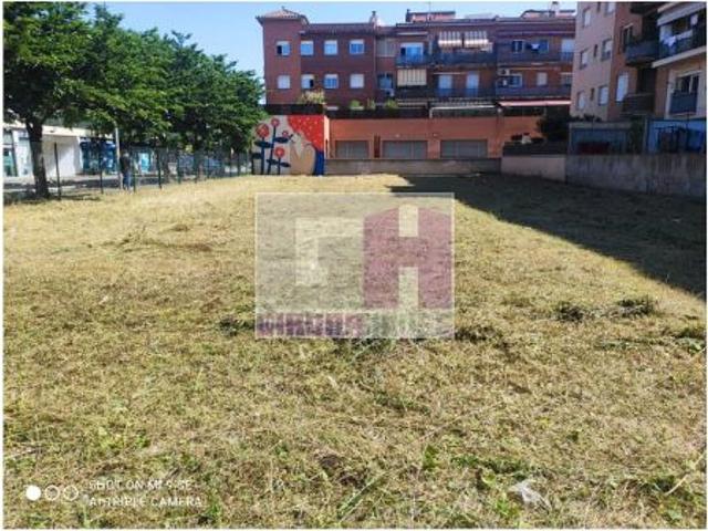 Terreno en alquiler en calle Finestrelles, Girona, de 1.028 m² por 1.500