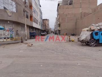 Terreno en alquiler en San Martin De Porres a S/8,000 al mes