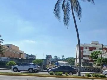 Terreno en Boulevard ?vila Camacho frente al Mar