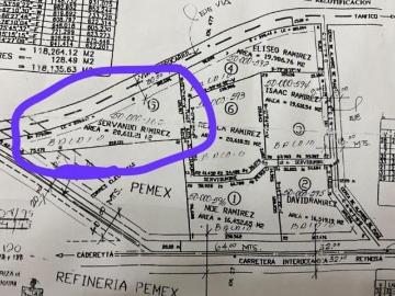 Terreno en Cadereyta Jiménez, FRENTE A PEMEX