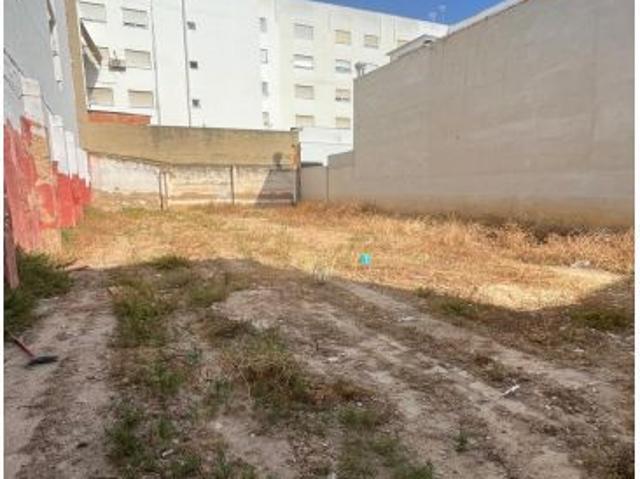 TERRENO EN EL CENTRO DE ALBAL
