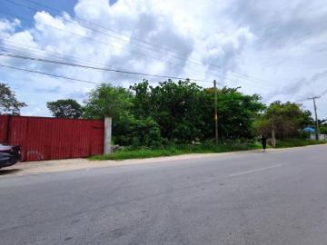 Terreno en esquina en venta en Dzununcan en Mérida Yucatán sobre periférico sur