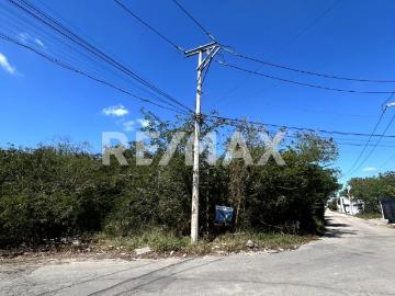 Terreno en esquina en venta en Dzitya Merida