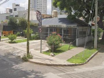 Terreno en Esquina o Casa para Remodelar, Alta Plusvalía, Zona Minerva
