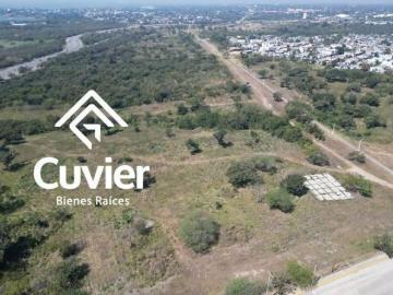 Terreno en Fraccionamiento Arboledas