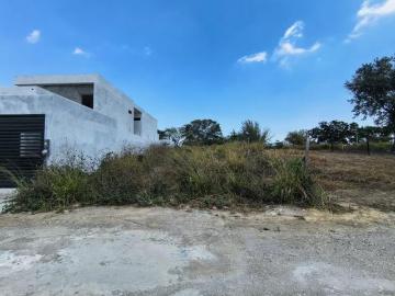 Terreno en Fraccionamiento Lomas Del Chairel