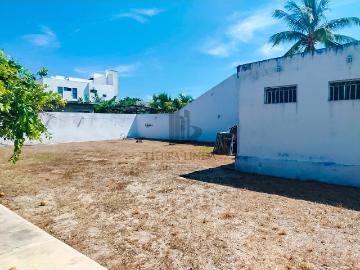 Terreno en venta, San Antonio Cinta, M?rida, Yucat?n. En esquina, 1,130.50 m? 34.30m x 33.25m
