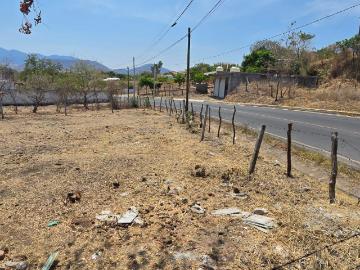 Terreno en LUVIANOS