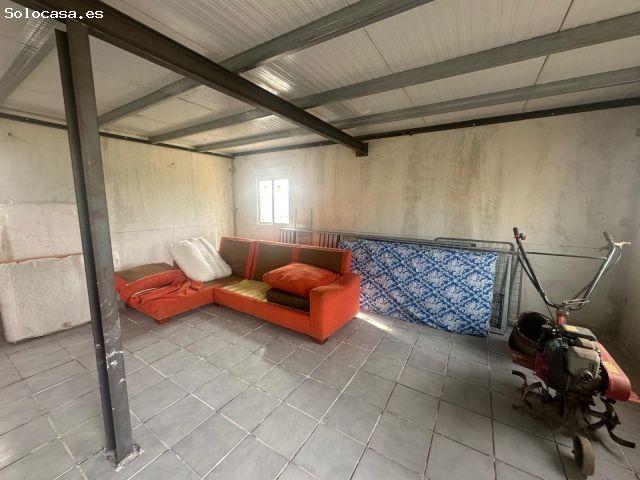 TERRENO EN LAS AZURRADERAS CON CASA NUEVA POR TERMINAR