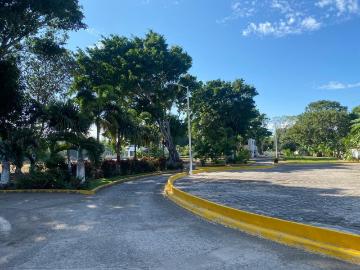 Terreno en Lotes Residenciales en Rinc?n de Cort?s, Medell?n de Bravo, Veracruz