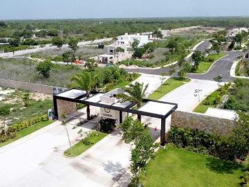 Terreno en Privada Residencial ubicada al Norte de Merida