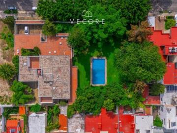 TERRENO EN UBICACIÓN ESTRATÉGICA CERCA DE EXPO GUADALAJARA Y ZONAS COMERCIALES