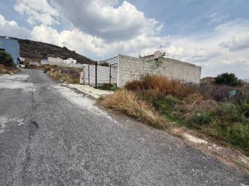 TERRENO EN VALLE DE LAS ESTRELLAS. 105 METROS. DECIMA CALLE DEL FRACC, REGULAR 7 X 15 TODO EN ORDEN